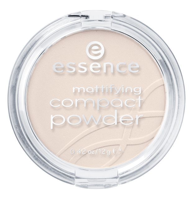 Essence 10 puder matujący w kompakcie