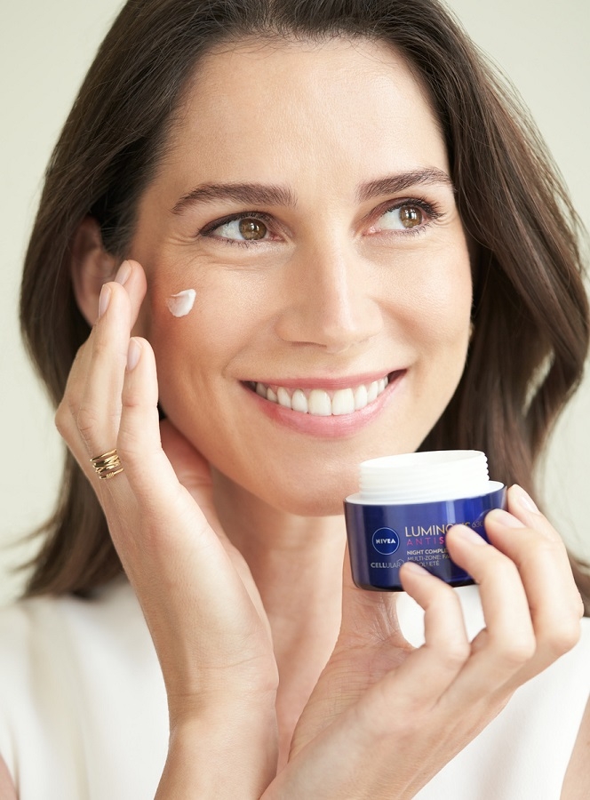 Nivea Visage Cellular Luminous Krem przeciw przebarwieniom na noc 