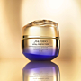 Shiseido Vital Perfection Zaawansowany liftingująco-ujędrniający krem na dzień SPF30 Refill, 50 ml