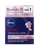 Nivea Vital Pelle Radiosa Crema Notte Antirughe per Pelle Matura