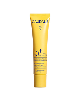 Caudalie Vinosun Protect Fluid o bardzo wysokiej ochronie SPF 50+