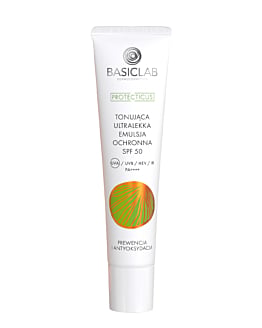 BasicLab Tonująca ultralekka emulsja ochronna SPF50