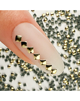 NTN Premium ShinePins Gładkie Ćwieki Ozdoby Do Paznokci Kwadratowe Mini Nr 8 5 g