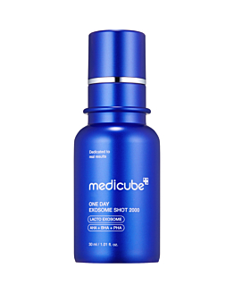 Medicube Zero One Day Exosome Shot Pore, Serum do twarzy z mikroigłami 2000