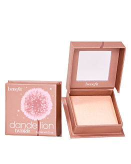 Benefit Dandelion Twinkle Soft Nude-Pink Highlighter rozświetlacz o delikatnym bladoróżowym odcieniu, 3g