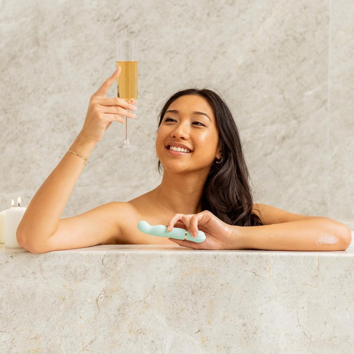 Natural Glow Bria Vibrator