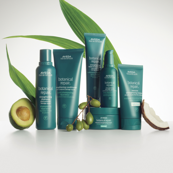 Aveda Botanical Repair Strengthening Shampoo szampon wzmacniający i regenerujący włosy