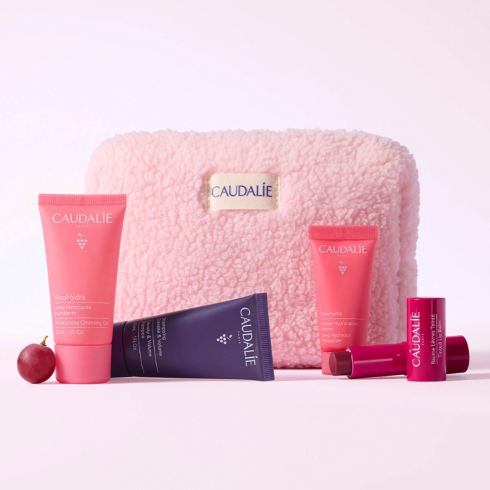 Caudalie Winter Pouch Zestaw: VinoHydra nawilżający żel myjący 30 ml + VinoHydra Krem intensywne nawilżenie 15 ml + Balsam do ust 4,5 g + Szampon 30  ml