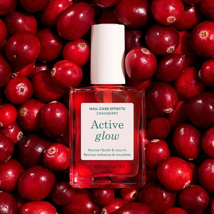 Manucurist Active Glow Pielęgnacyjny lakier do paznokci o ultrabłyszczącym wykończeniu, Cranberry