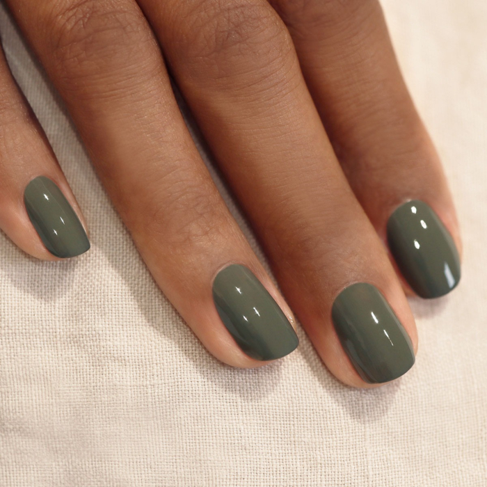 Manucurist Green Lakier do paznokci, Khaki 