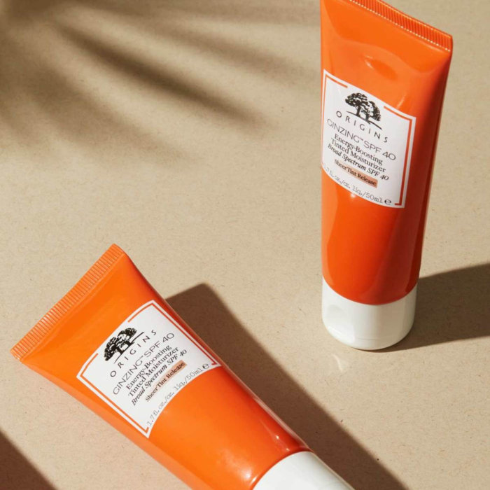 Origins GinZing™ Energy-Boosting Tinted Moisturizer SPF40 Krem do twarzy 50ml