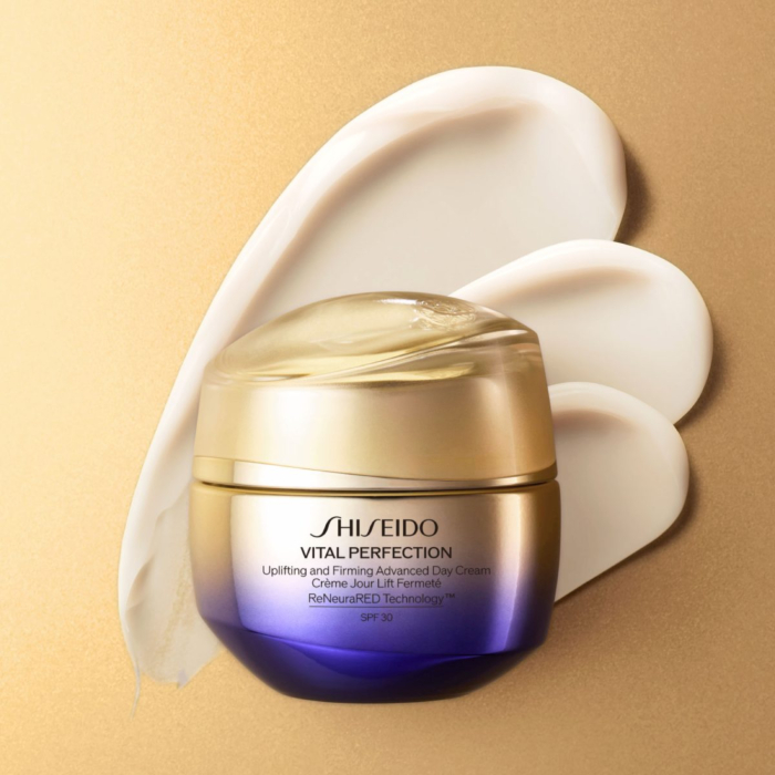 Shiseido Vital Perfection Zaawansowany liftingująco-ujędrniający krem na dzień z filtrem SPF 30
