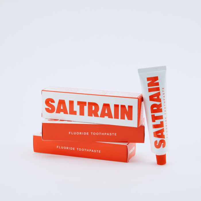 Saltrain Pasta do zębów z fluorem, 30 g