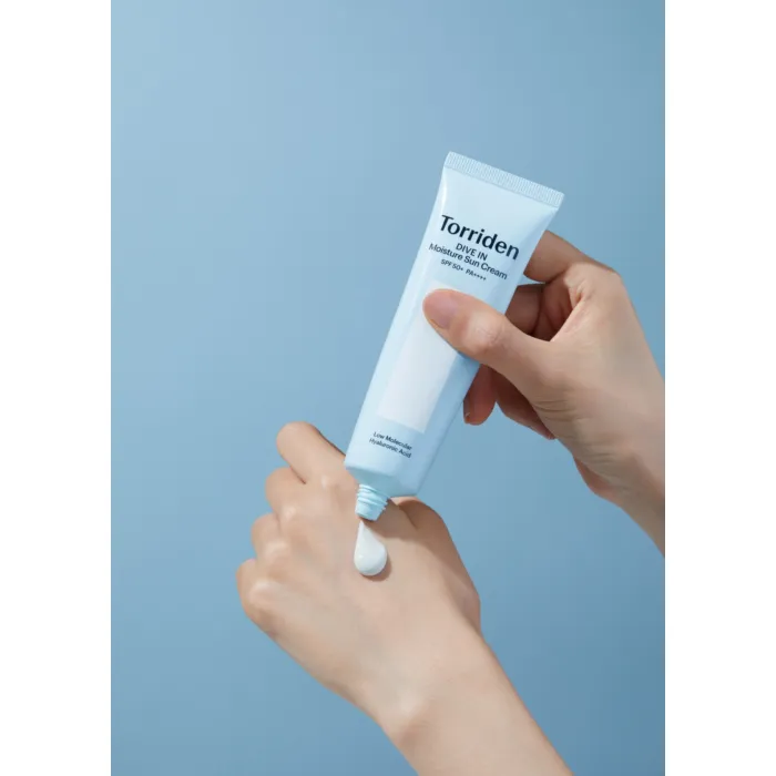 Солнцезащитный крем для лица Torriden Dive-In Watery Moisture Sun SPF 50+, увлажняющий, 60 мл — фото 2