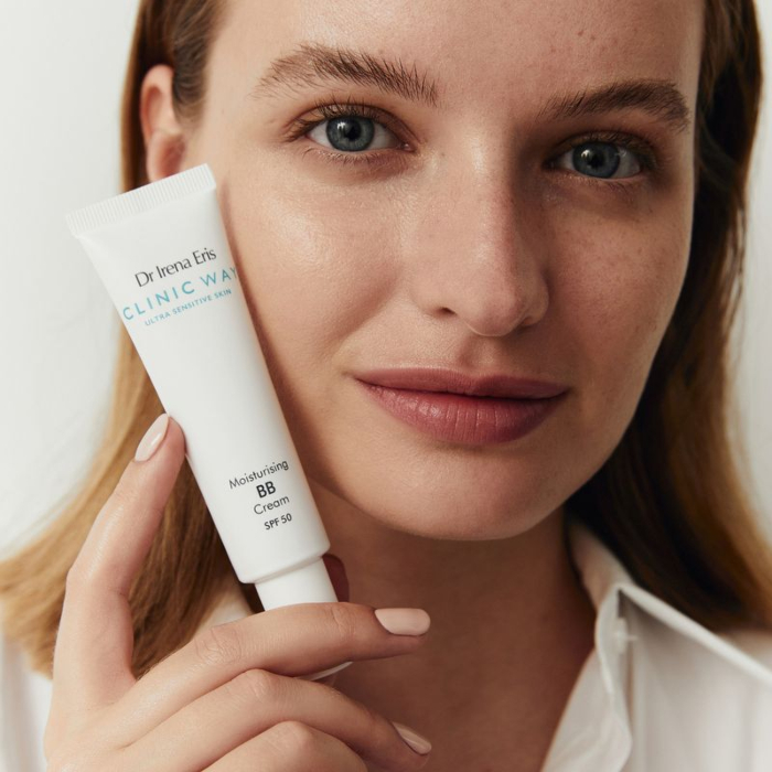 Dr Irena Eris Clinic Way Nawilżający krem BB na dzień SPF 50 10 Light Beige