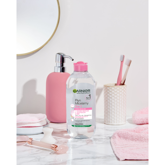 Garnier Skin Naturals Płyn micelarny do skóry wrażliwej 3w1