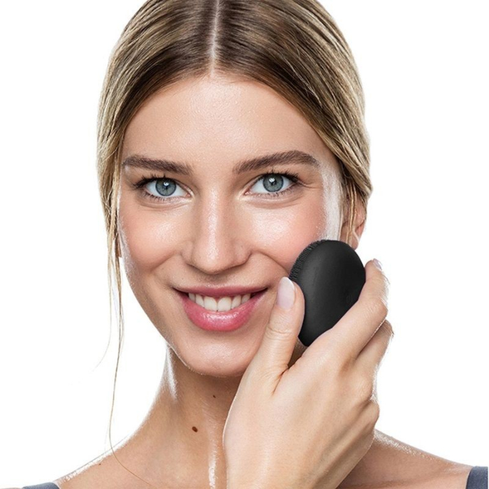 Foreo Luna Play Plus Szczoteczka soniczna do mycia twarzy, Midnight