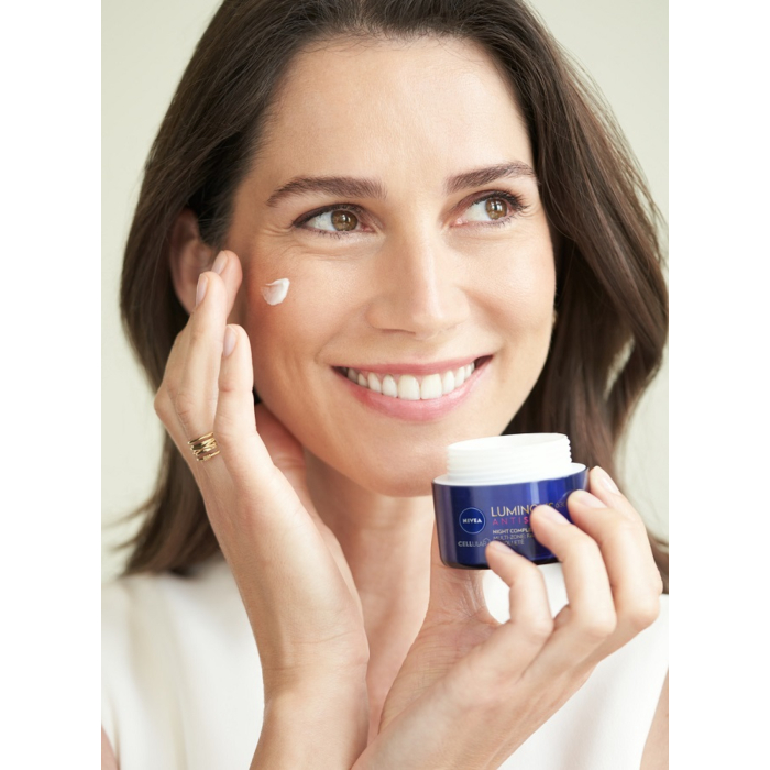 Nivea Visage Cellular Luminous Krem przeciw przebarwieniom na noc 