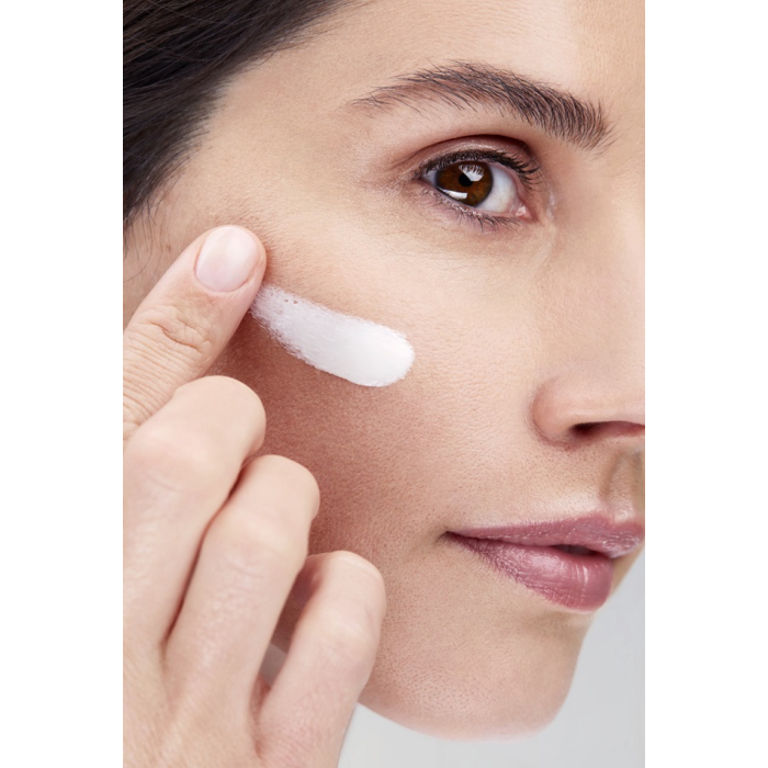 Nivea Cellular Luminous Serum przeciw przebarwieniom
