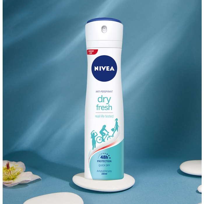 Nivea Dry Fresh Antyperspirant dla kobiet w sprayu