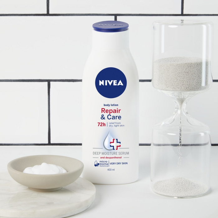 Nivea Repair & Care Regenerujący balsam do ciała