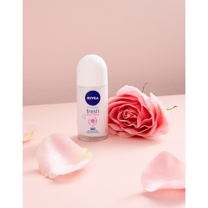 Nivea Deo Roll-On Rose Touch