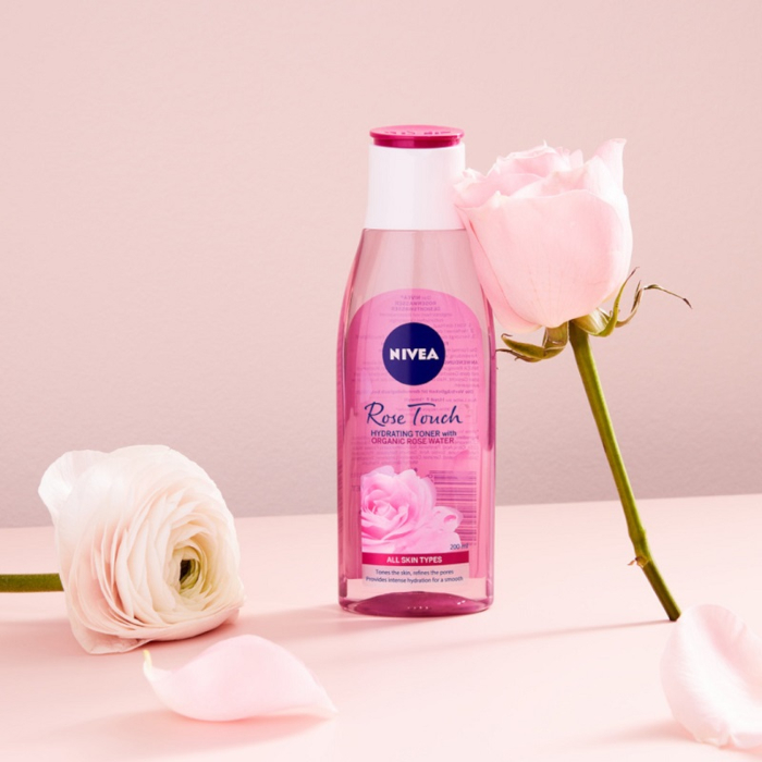 Nivea Rose Touch Tonik Nawilżający z Organiczną Wodą Różaną